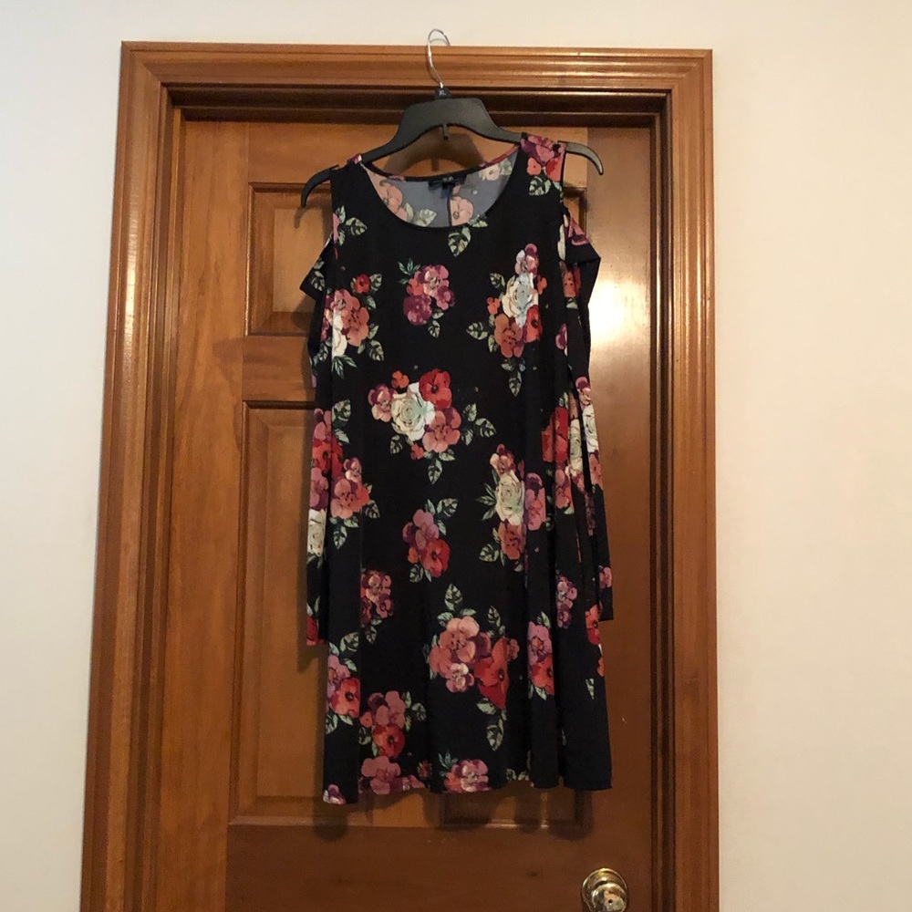 Floral cold shoulder dress